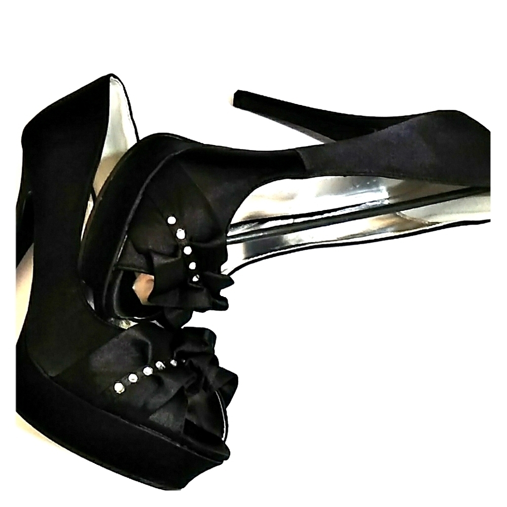 Liliana Autumn Black High Stilettos Heel Platform Rhinestone Ruffled Shoes